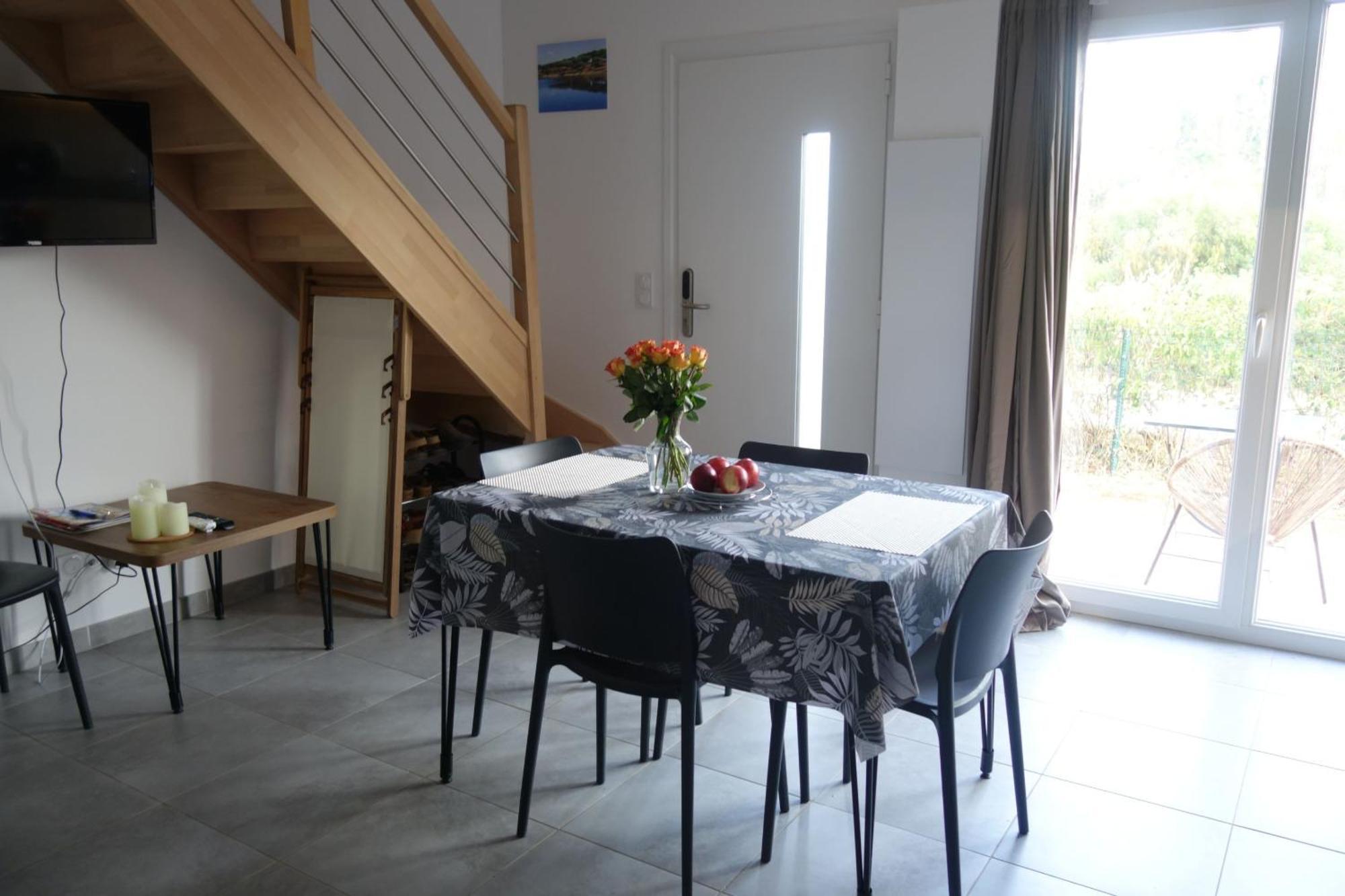 Residence Hoteliere Les Hameaux De Saint Cyprien Appartement 2 Chambres Lecci Exterior foto