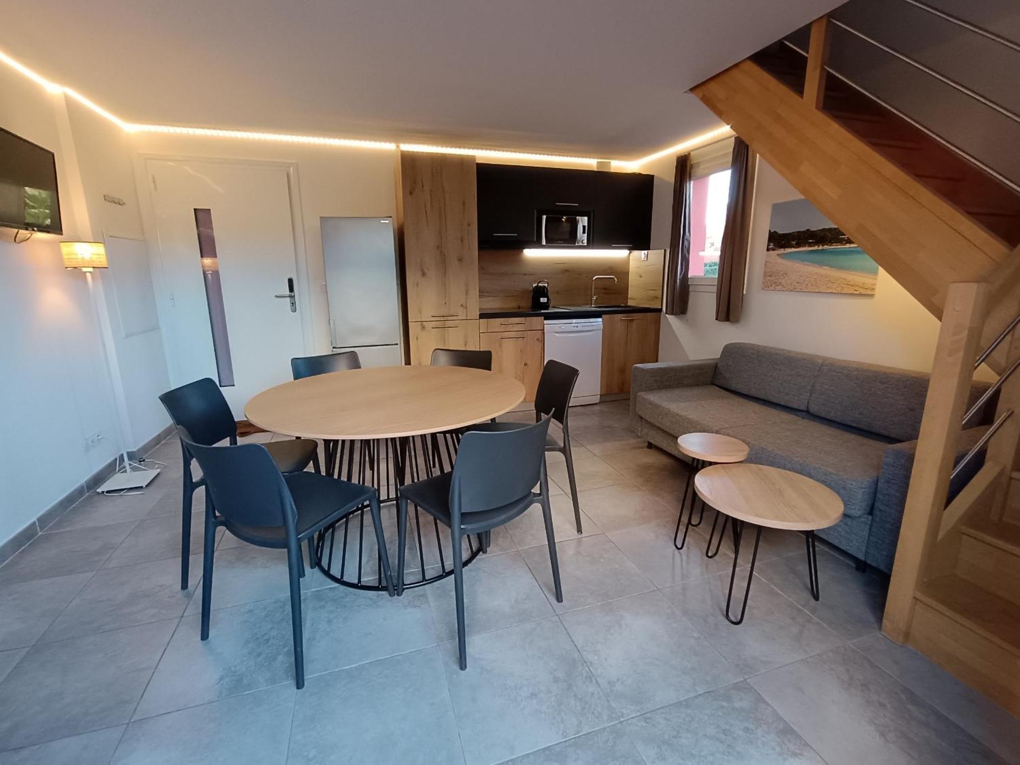 Residence Hoteliere Les Hameaux De Saint Cyprien Appartement 2 Chambres Lecci Exterior foto