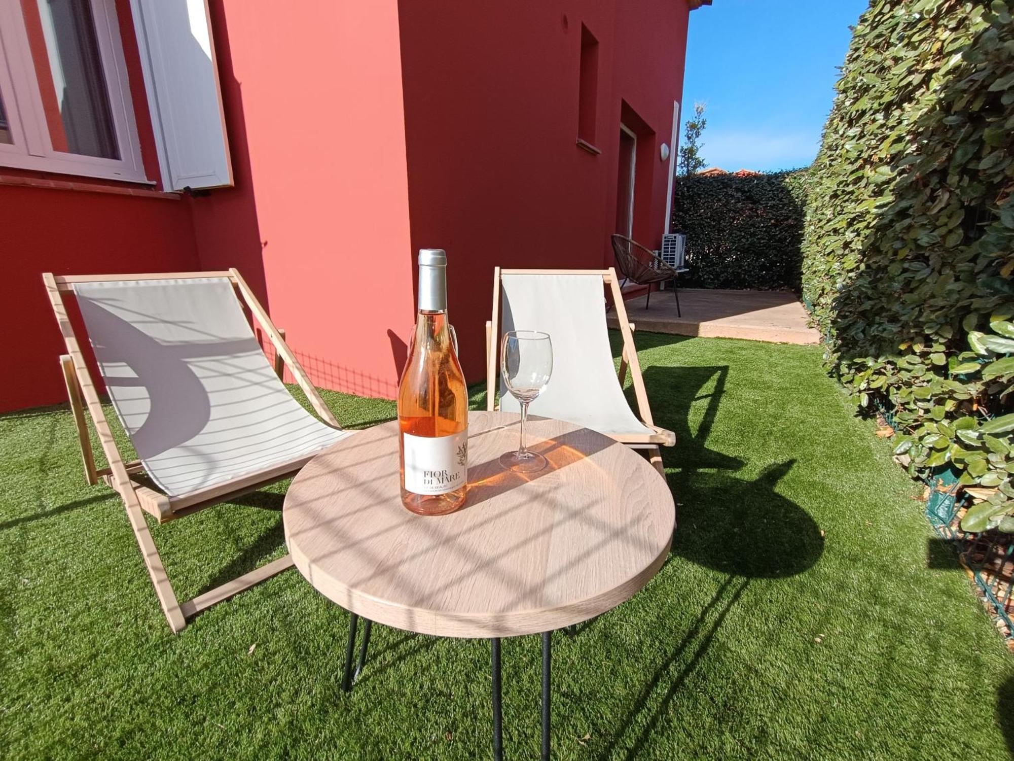 Residence Hoteliere Les Hameaux De Saint Cyprien Appartement 2 Chambres Lecci Exterior foto