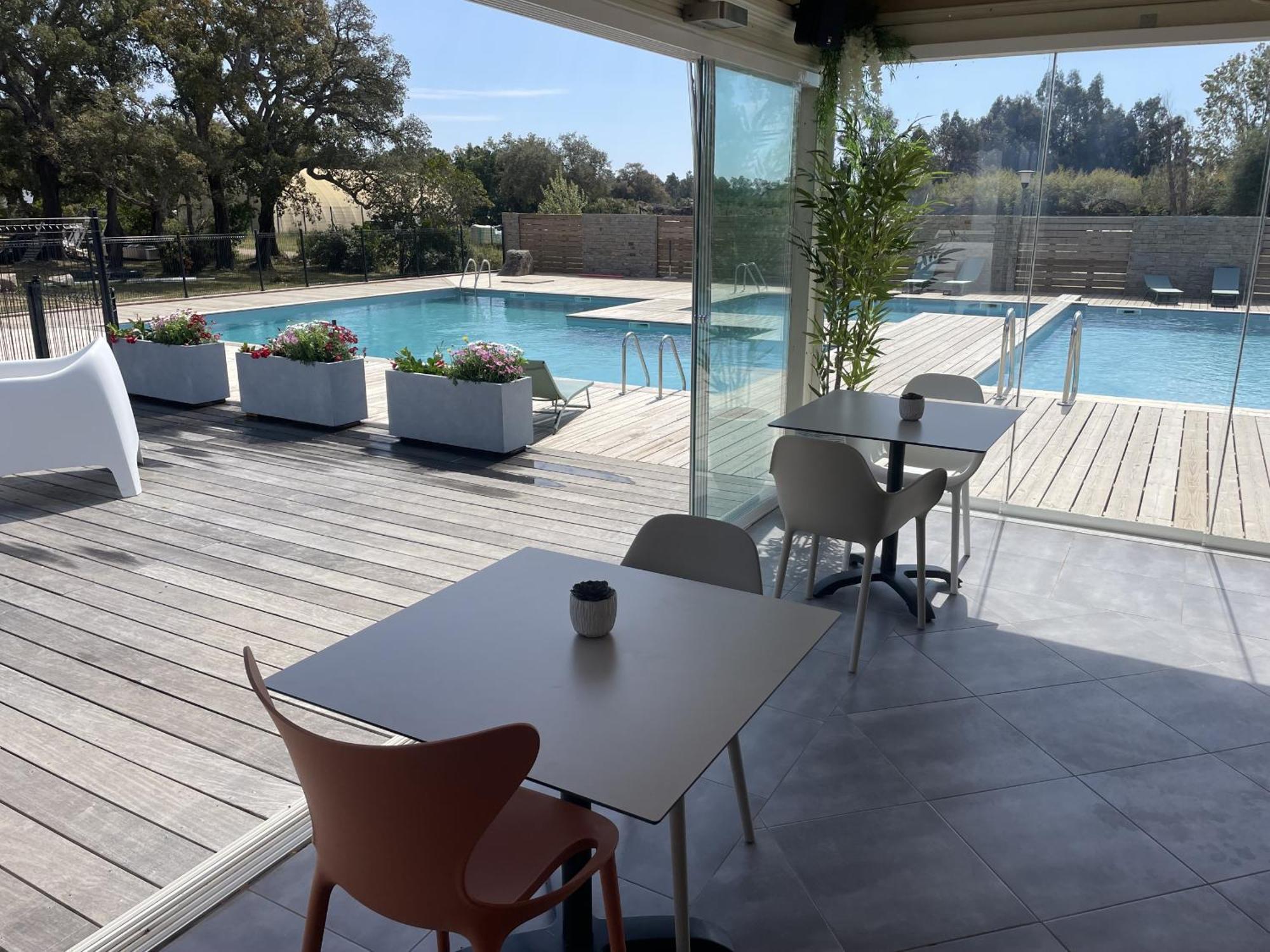 Residence Hoteliere Les Hameaux De Saint Cyprien Appartement 2 Chambres Lecci Exterior foto