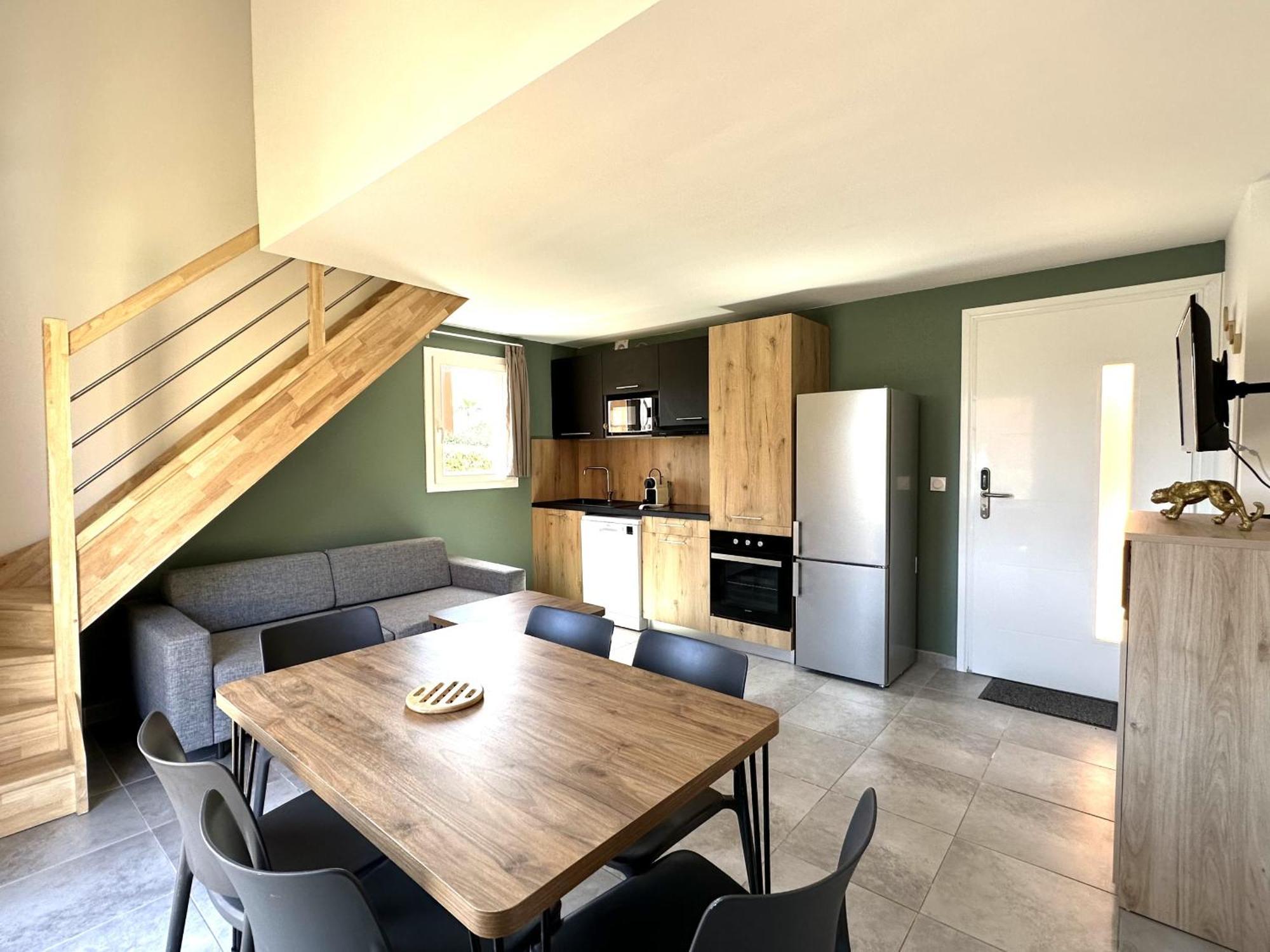 Residence Hoteliere Les Hameaux De Saint Cyprien Appartement 2 Chambres Lecci Exterior foto